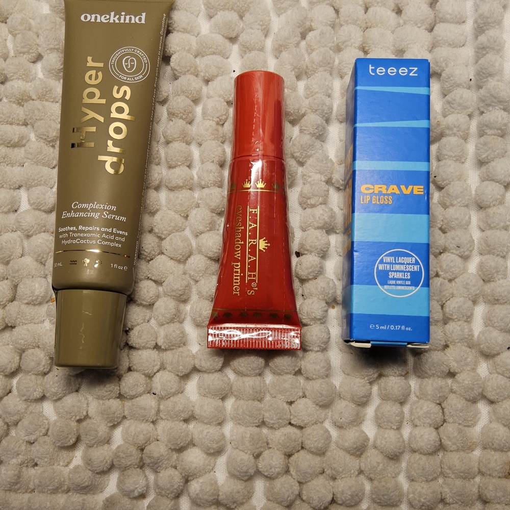 Bundle Onekind Hyper Drops, teeez Crave lip gloss, Farah eyeshadow primer